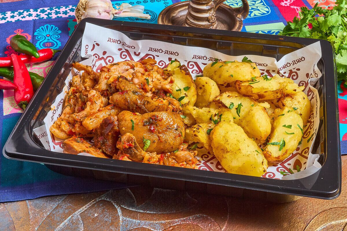 Рубленая рулька, томлёная в пряном соусе