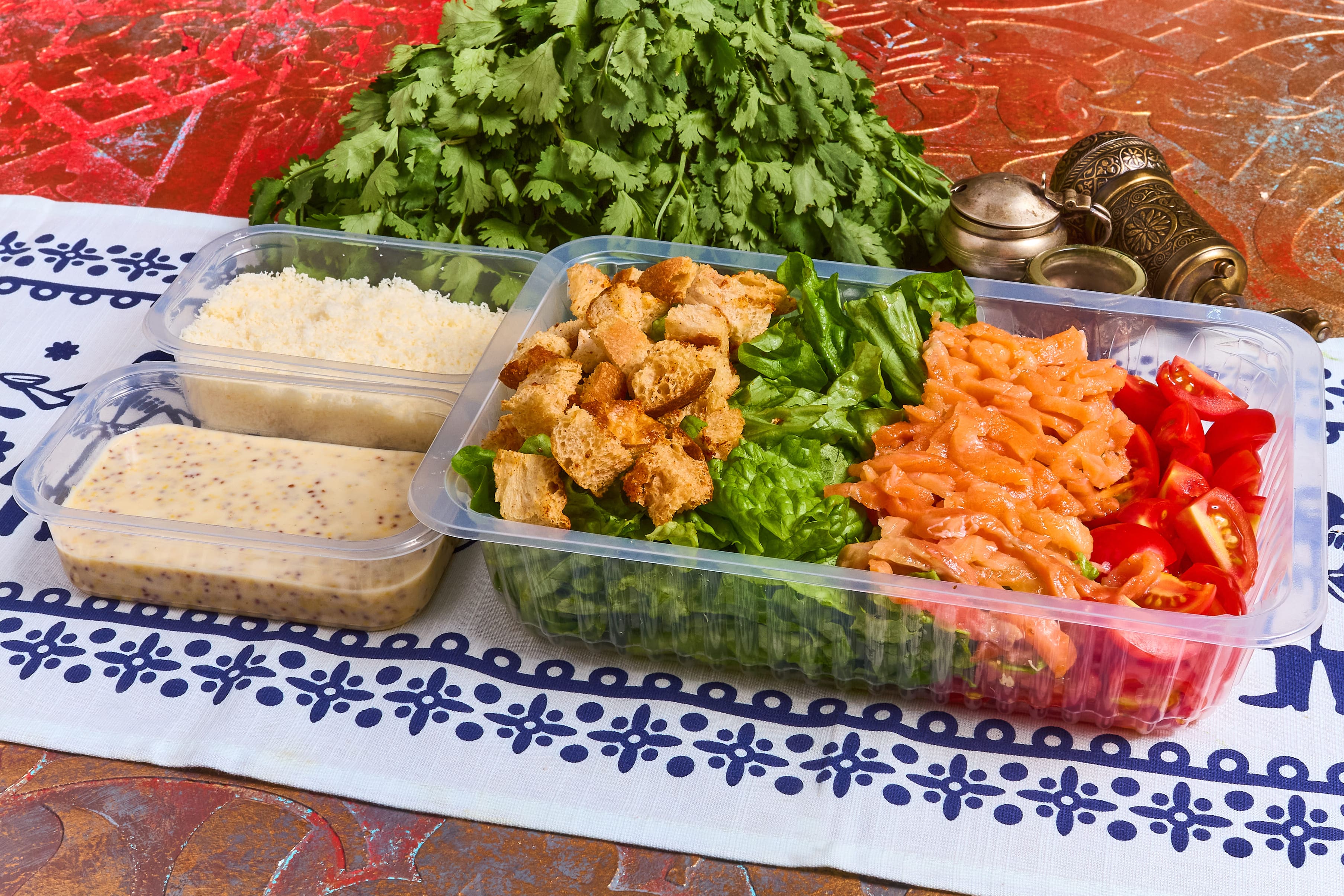 Цезарь с форелью