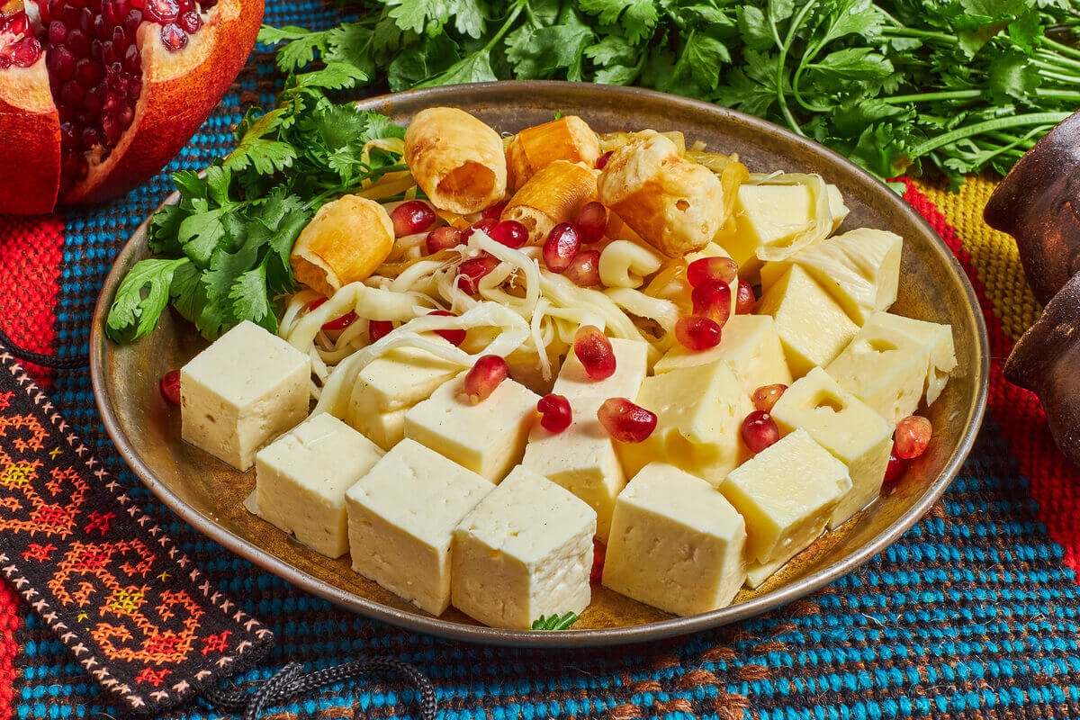 Ассорти кавказских сыров