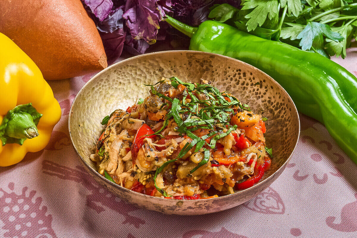 Теплый салат "Тбили"