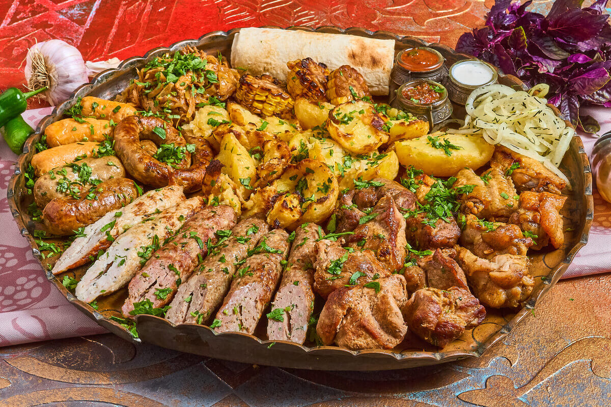 Мясное ассорти "Гудаури"