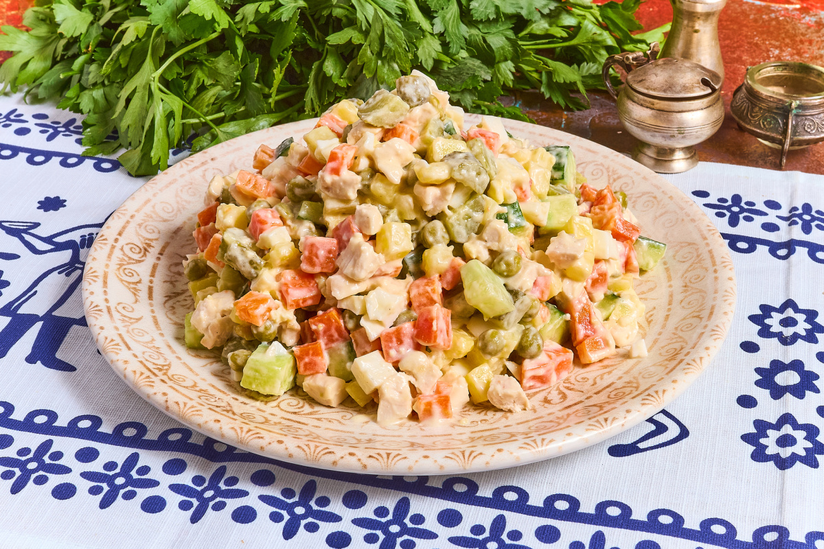 Оливье с курицей 